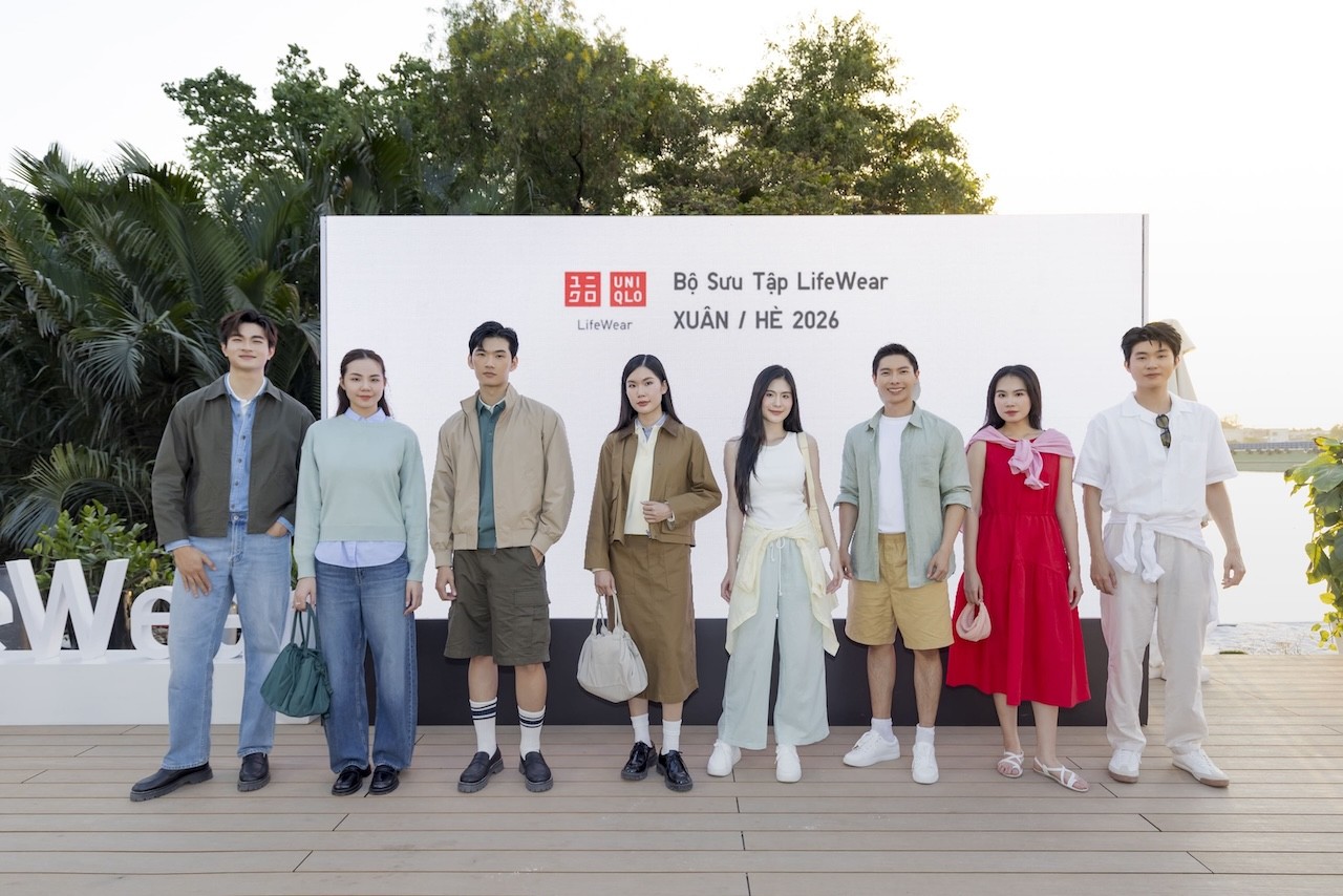 uniqlo-ra-mat-bst-lifewear-xuan-he-2026-voi-chu-de-new-colors-new-silhouettes-mau-sac-moi-kieu-dang-moi-1769502910.jpg