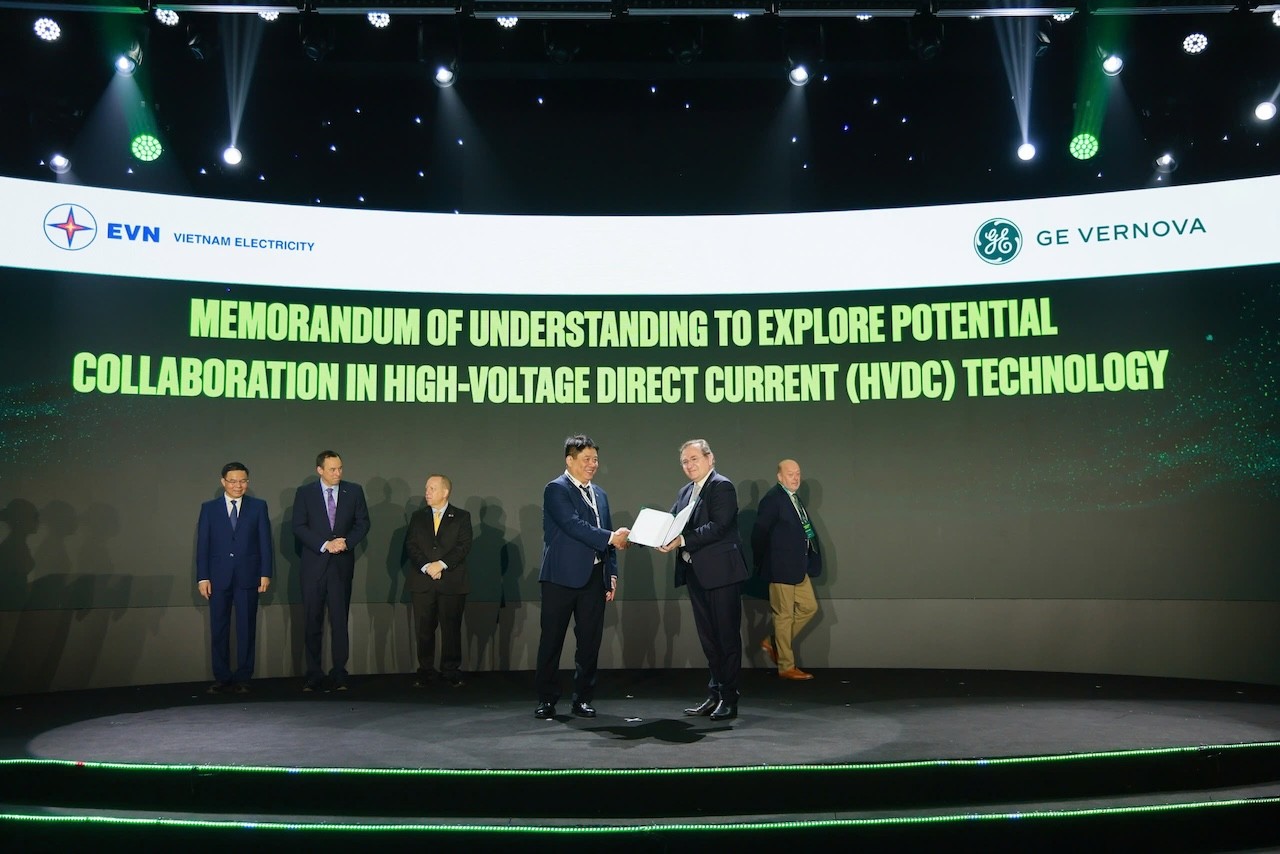 ge-vernova-va-evn-cung-da-ky-ket-bien-ban-ghi-nho-khong-rang-buoc-nham-tim-kiem-cac-linh-vuc-hop-tac-va-co-hoi-tiem-nang-lien-quan-den-cong-nghe-hvdc-1773202035.jpg