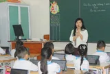 “Lớp học thông minh” gây tranh cãi vì chi phí thiết bị hàng triệu đồng cho học sinh tiểu học