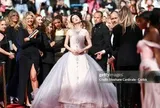 Bức ảnh xứng đáng phong thần của mỹ nhân đẹp chấn động thế gian ở Cannes