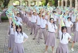 Khoảnh khắc xúc động ngày ra trường của học sinh Trường chuyên Lê Hồng Phong - TPHCM