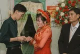 "Con xin phép gọi cô là má": Món quà cưới đặc biệt khiến cô dâu bật khóc xúc động