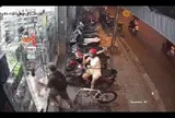 Thanh Niên 17 tuổi xô ngã bé gái, đấm vào mặt người mẹ: Đã có phương án giải quyết