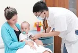 Cứu bệnh nhi 9 tháng tuổi người Kazakhstan nuốt phải kim băng đang bung mở