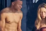 Lộ ảnh Mbappe khoe body cuồn cuộn tình tứ bên mỹ nhân Tây Ban Nha Ester Exposito trên du thuyền