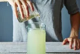 Thường xuyên uống thứ nước quen thuộc này có thể giúp giảm nguy cơ sỏi thận
