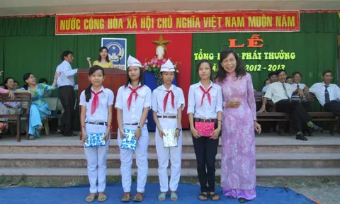 Người thầy kính yêu: Kiên cường gieo tri thức và lòng nhân ái