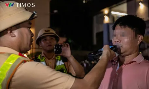 Uống rượu từ hôm trước, sáng hôm sau lái xe đi làm, bị phát hiện có nồng độ cồn thì có bị xử phạt?