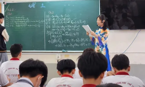 Thông tư mới quy định quy tắc ứng xử của nhà giáo