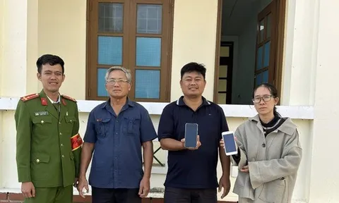 Tài khoản bỗng nhận “số tiền lạ”, người đàn ông liền báo công an