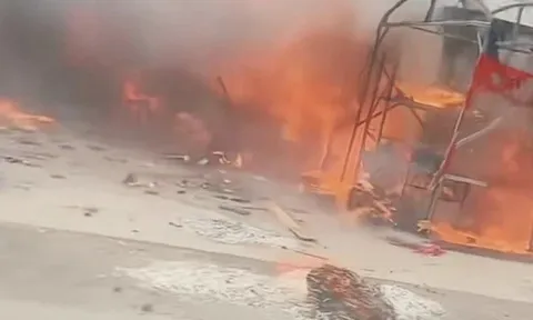 Nổ lớn tại cửa hàng bán pháo hoa, 8 người tử vong