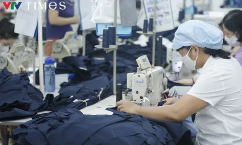 Doanh nghiệp dệt may rộn ràng tái sản xuất sau Tết