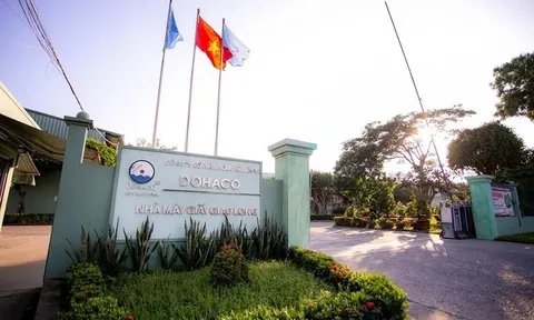 Chủ tịch, tổng giám đốc nhiều doanh nghiệp 'đua' cổ phiếu