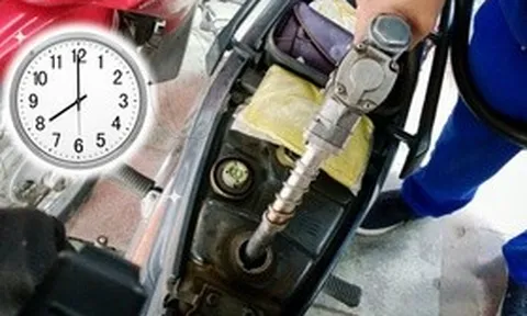 Đổ xăng buổi sáng để tiết kiệm hơn buổi chiều?