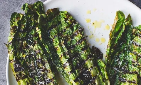 Việt Nam có loại rau được ca ngợi "tốt bậc nhất thế giới", cứ ra chợ là thấy