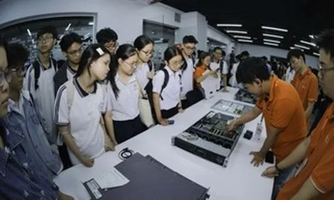 Học sinh chạm nghề, sinh viên chạm việc tại Tech Fest & Job Fair 2026