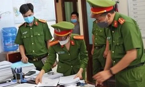 Thi hành lệnh bắt tạm giam, khám xét với giám đốc Trần Nguyên Vũ