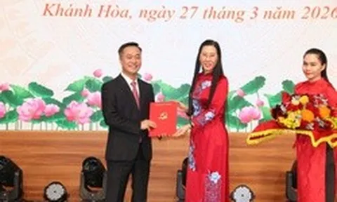 Thứ trưởng Bộ Xây dựng Nguyễn Việt Hùng giữ chức Phó Bí thư Tỉnh ủy Khánh Hòa