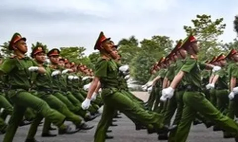 Hà Nội hỗ trợ mỗi người thuộc lực lượng vũ trang, Toà án, Viện kiểm sát từ 2,5 đến 5 triệu đồng/tháng