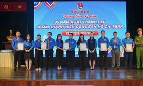 Nhiều trường ĐH chung tay xây dựng sân chơi cho thanh thiếu nhi phường Tân Hưng