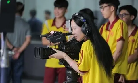 Học sinh khám phá ngành học tại sự kiện trải nghiệm quy mô "siêu khủng"