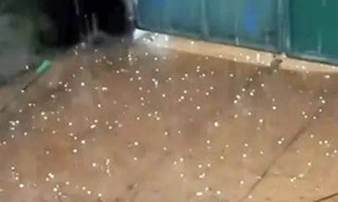 Hà Nội xuất hiện mưa đá