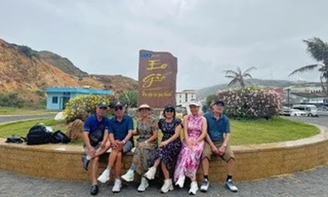 CÚ HÍCH NĂM DU LỊCH QUỐC GIA: Mở rộng không gian trải nghiệm