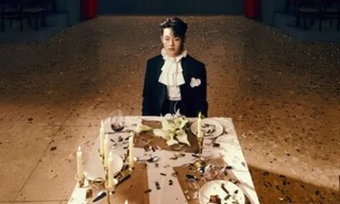 Trước thềm concert, buitruonglinh gây bất ngờ