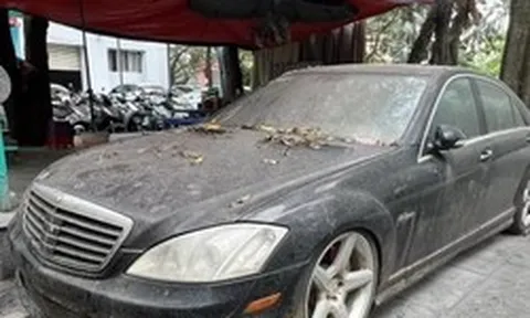 Chiếc Mercedes S63 bị ‘bỏ rơi’ 10 năm trên vỉa hè Hà Nội có giá bao nhiêu?