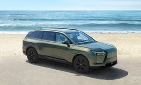 Vén màn SUV điện 6 chỗ mới của Lexus