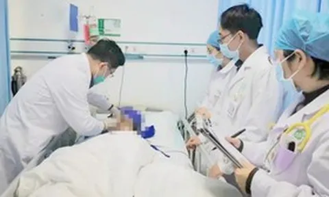 Thiếu niên 15 tuổi "gan trắng xoá" vì thường xuyên ăn món khoái khẩu nhiều người mê
