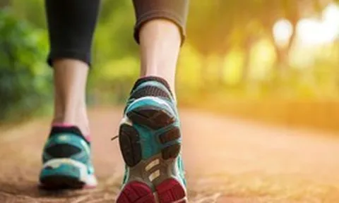 Cách đi bộ giúp không mập trở lại sau khi giảm cân