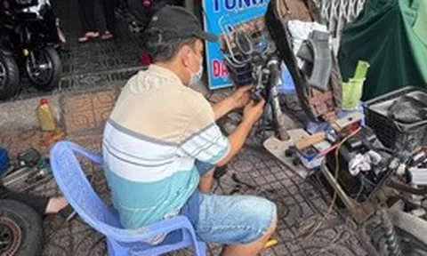 "Phù phép" xe đạp điện thành xe máy điện
