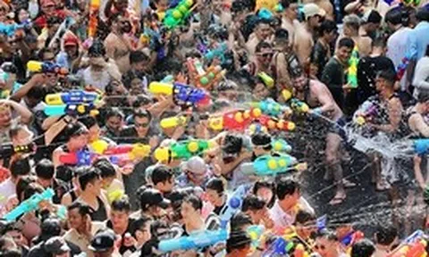 Nam thanh niên 25 tuổi nhiễm lậu: Sau khi tham gia lễ hội té nước tại Thái Lan