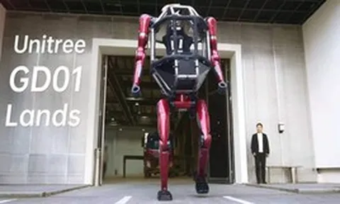 Trung Quốc ra mắt “Gundam ngoài đời thật”: Robot khổng lồ 2,7 mét trị giá 16 tỷ đồng, có thể biến hình từ 2 chân thành 4 chân