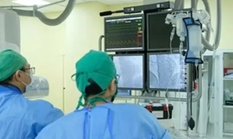 Rượu bia và hiểm họa nhồi máu cơ tim ở người trẻ