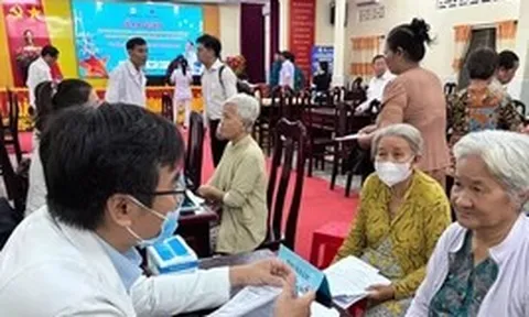Cần Thơ bắt đầu khám sức khỏe miễn phí cho người dân
