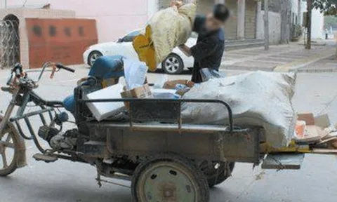 Từng nhặt rác mưu sinh, 8 năm sau bước lên hàng tỷ phú: Hành trình khó tin của người đàn ông 33 tuổi