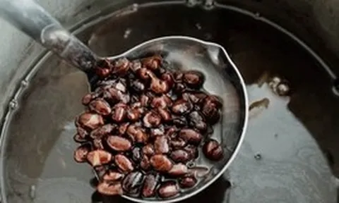 8 thực phẩm mùa hè "quét rác" cho thận: Cực quen, cực rẻ!