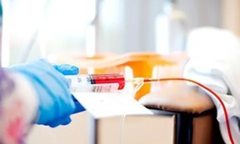 Nam sinh 17 tuổi mắc ung thư, vừa hóa trị vừa ôn thi: Dấu hiệu chỉ bắt đầu bằng cảm giác “cộm khi nhai”