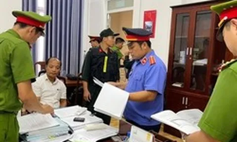 Quyết định bắt tạm giam, khám xét với giám đốc Phạm Ngọc Dũng và nhiều cấp dưới