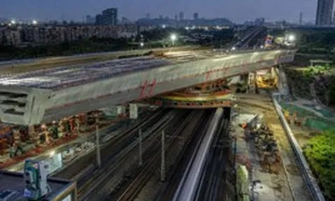 Phát hiện Trung Quốc xoay khối bê tông khổng lồ nặng 25.000 tấn vào đúng vị trí, quyết hoàn thành mục tiêu lớn