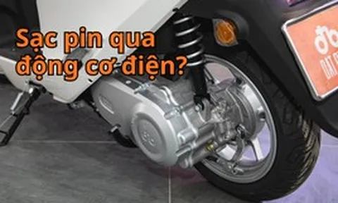 Cách sạc kỳ lạ của xe Dat Bike vừa ra mắt: Vì sao điện từ nguồn không vào pin mà đi thẳng vào động cơ?