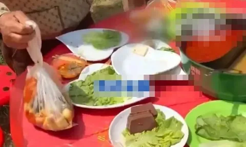 Đám cưới 17 triệu đồng của cặp đôi trẻ gây sốt, lý do phía sau khiến nhiều người bất ngờ
