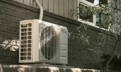 Thành phố tặng máy điều hòa miễn phí cho người cao tuổi thu nhập thấp