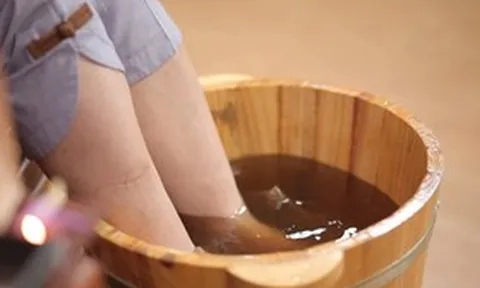Ngâm chân miễn phí, người phụ nữ U60 rơi vào "bẫy" 600 triệu đồng