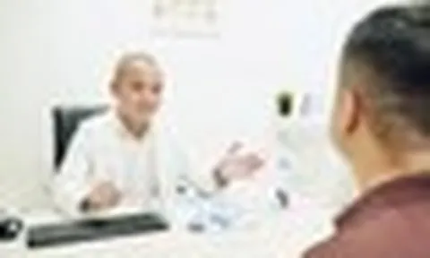 Ít "chào cờ" buổi sáng có phải dấu hiệu sinh lý nam suy giảm?