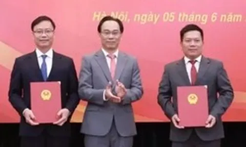 Bộ GD&ĐT bổ nhiệm nhiều giám đốc, hiệu trưởng trường đại học, cao đẳng trực thuộc