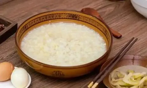 Người đàn ông 60 tuổi qua đời vì bệnh tiểu đường, bác sĩ nói thẳng: 4 loại bữa sáng tuyệt đối đừng ăn nhiều!