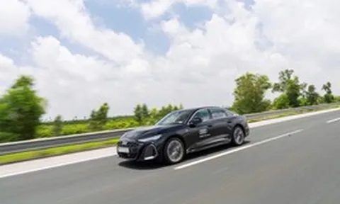 Cận cảnh Audi A6 S Line 2026: Đột phá công nghệ hiển thị và không gian số hóa
